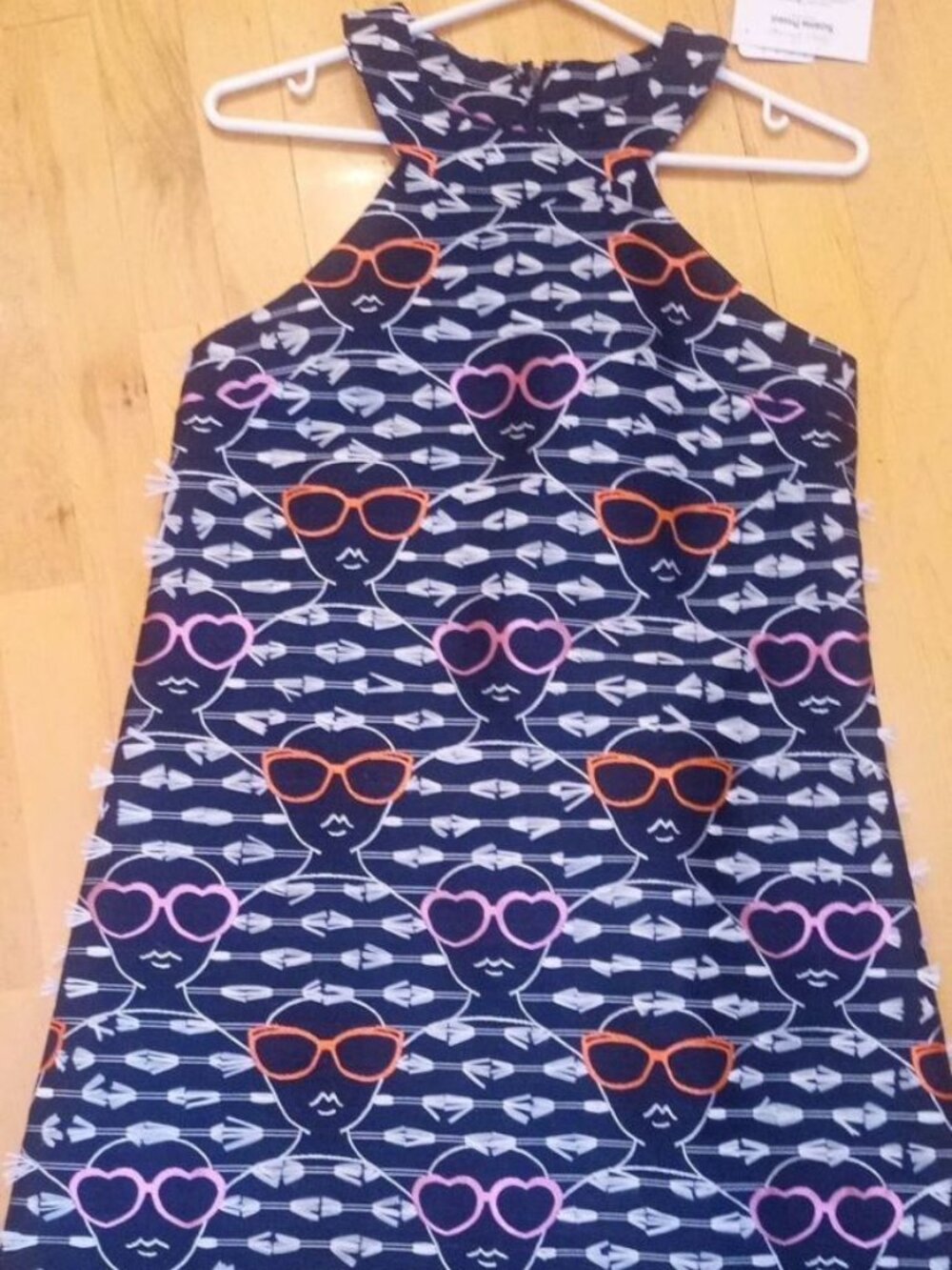 Robe d'été unique et fantaisiste. Marque Hutch. Grandeur XS. Summer dress unique